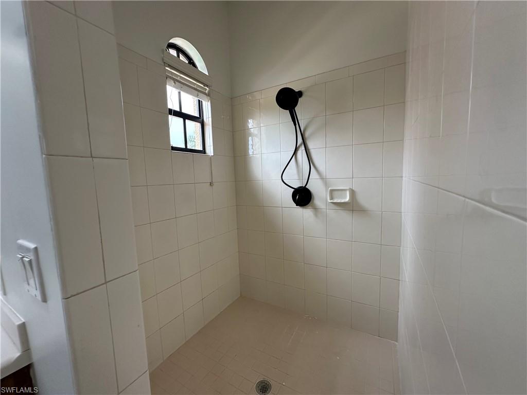 4910 Sw 17th Pl 5 Property Photo 12