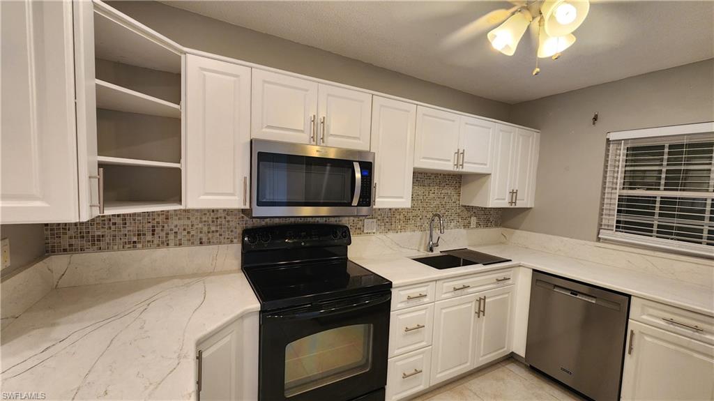 6984 Winkler Rd Property Photo 5