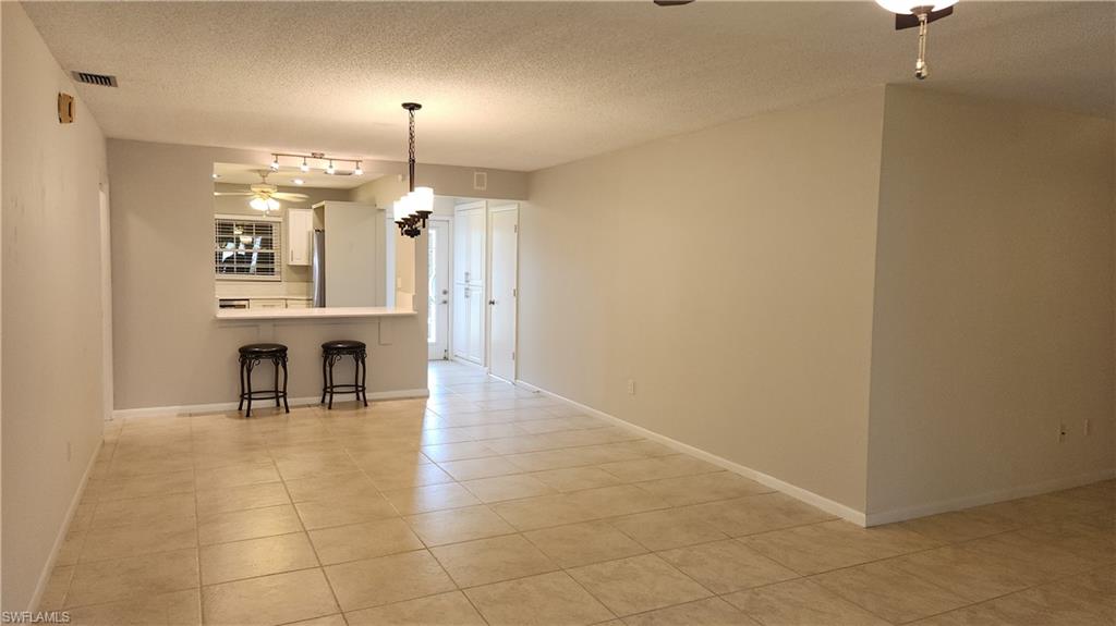 6984 Winkler Rd Property Photo 8