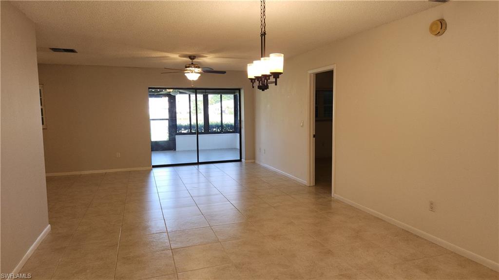 6984 Winkler Rd Property Photo 10