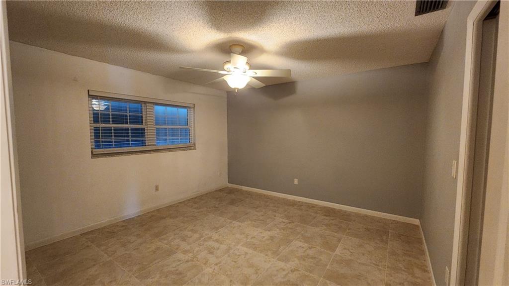 6984 Winkler Rd Property Photo 13