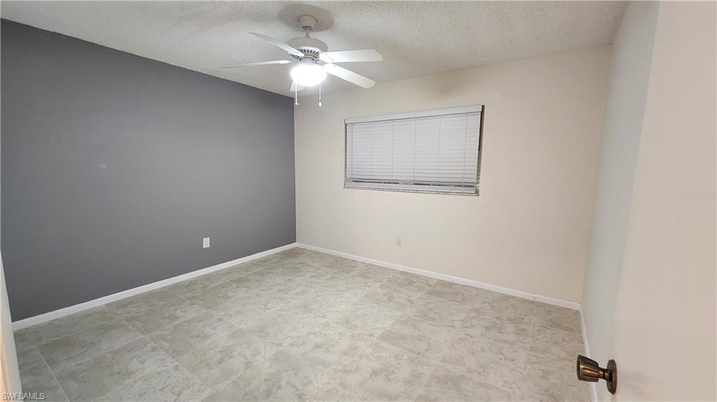 6984 Winkler Rd Property Photo 20