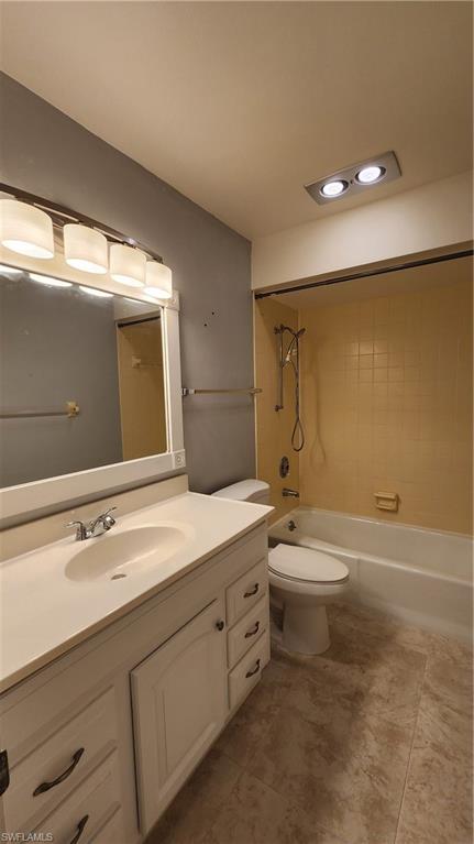 6984 Winkler Rd Property Photo 21