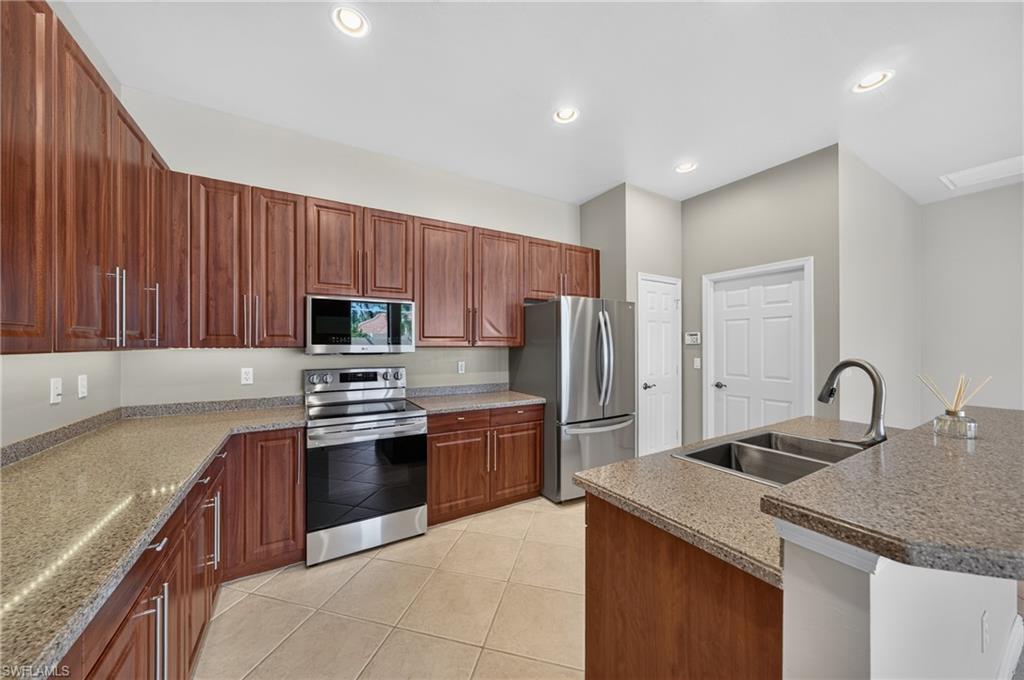 13954 Bently Cir Property Photo 18
