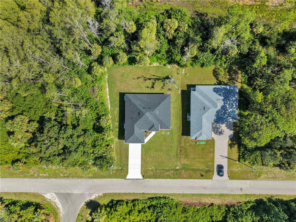 580 Woodview Dr Property Photo 6