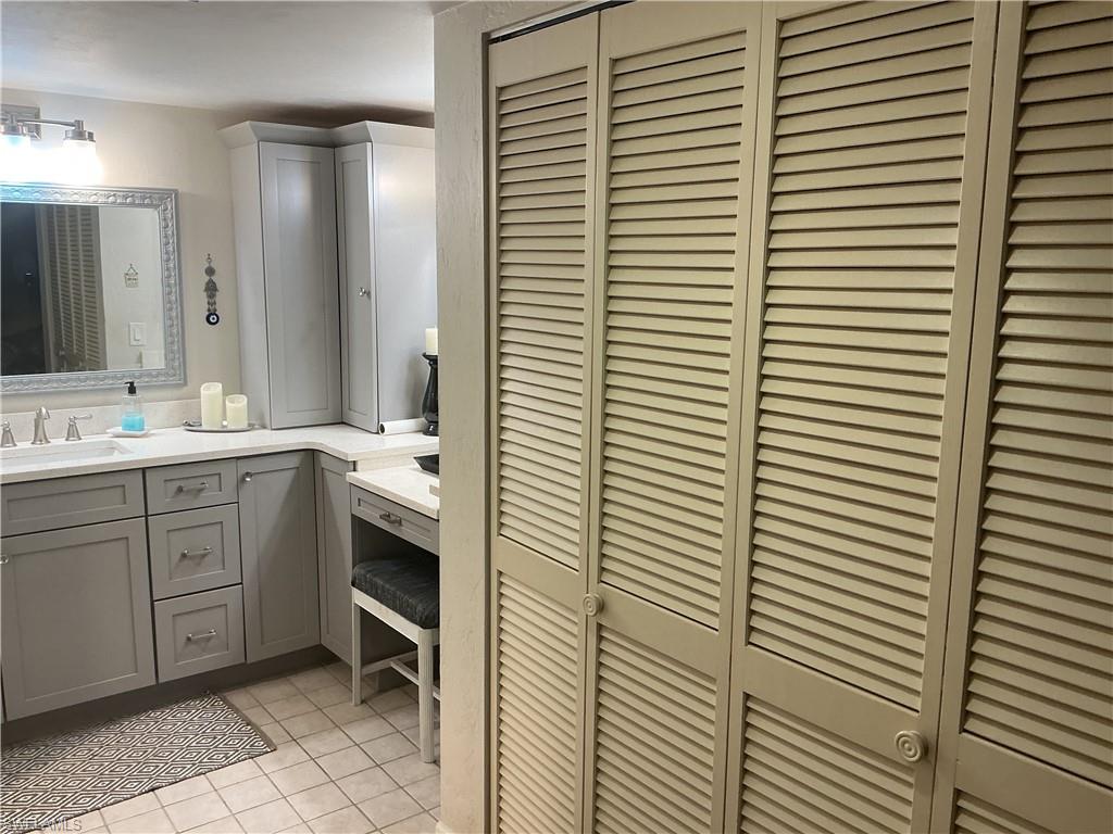 5730 Trailwinds Dr 411 Property Photo 14