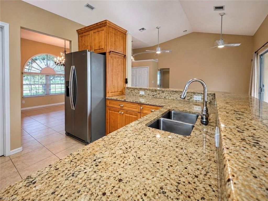 2110 Embers Pkwy W Property Photo 3