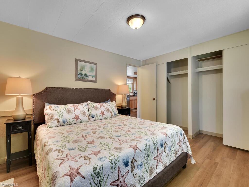 300 Shoreland Dr Property Photo 18