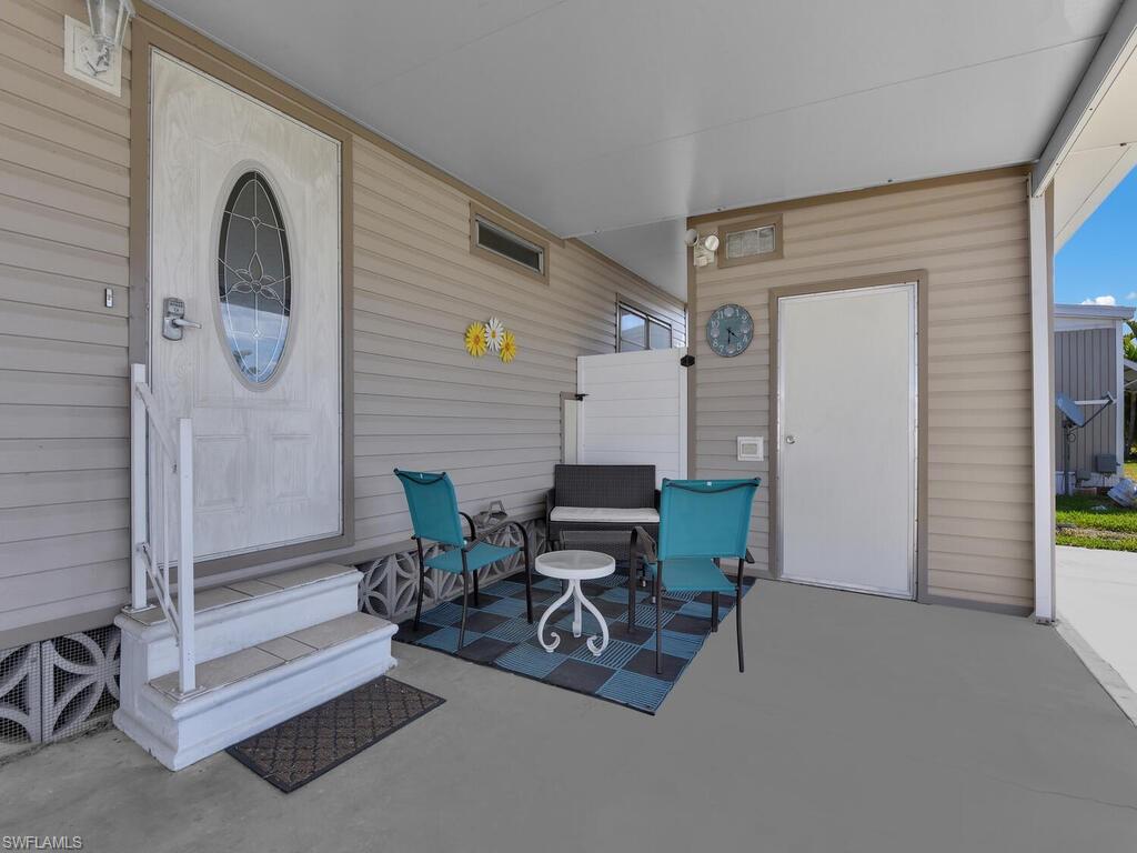 300 Shoreland Dr Property Photo 24