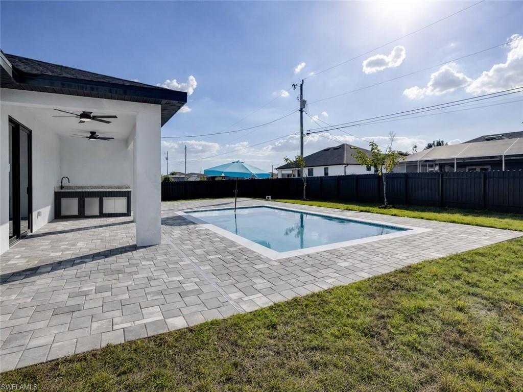 1810 Ne 6th Pl Property Photo 21