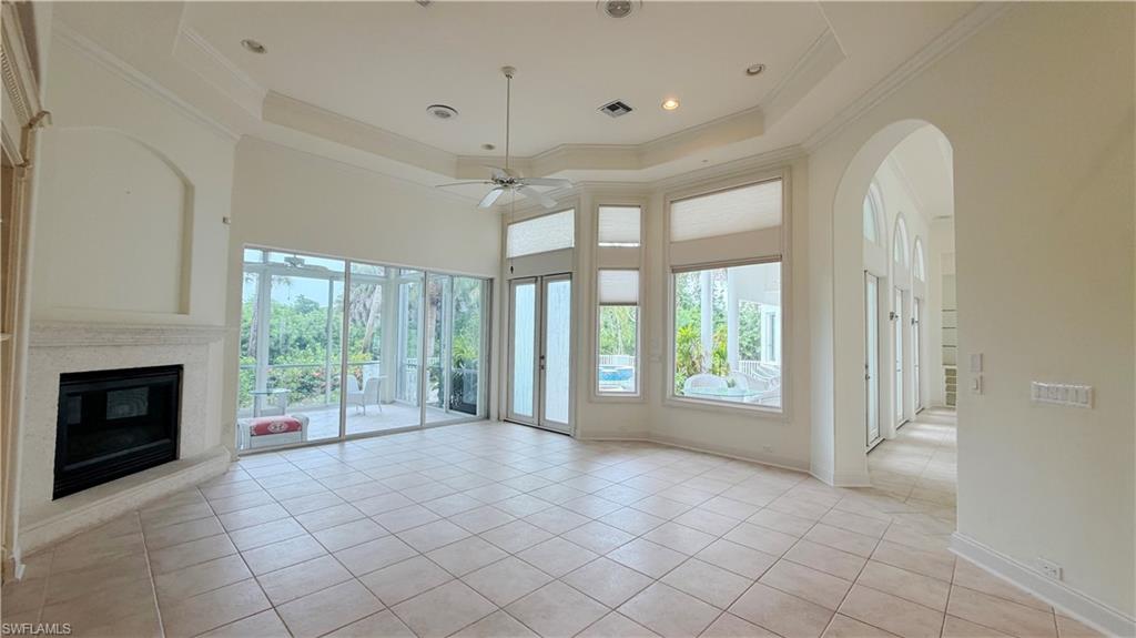 2402 Wulfert Rd Property Photo 19