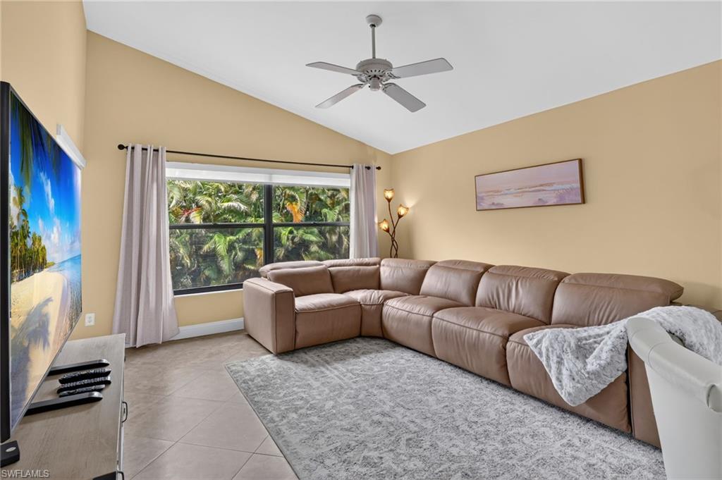 8336 Charter Club Cir 7 Property Photo 12
