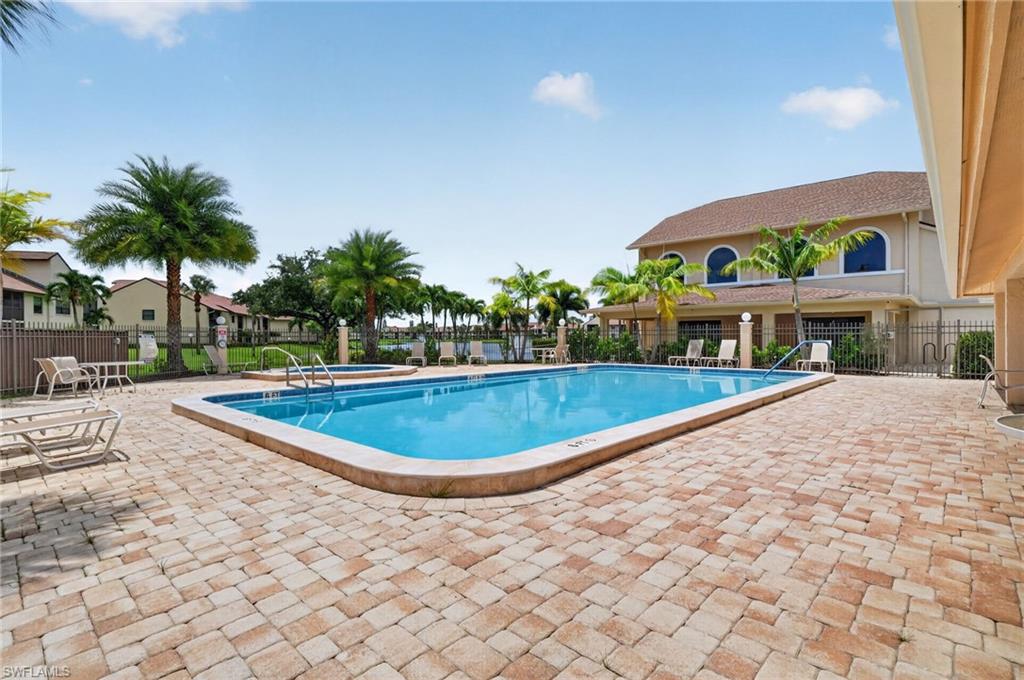 8336 Charter Club Cir 7 Property Photo 28