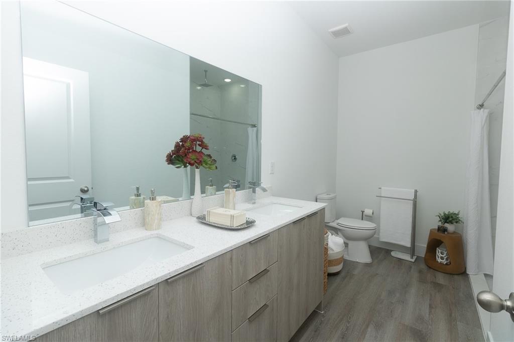 5010 Day Ln Property Photo 27