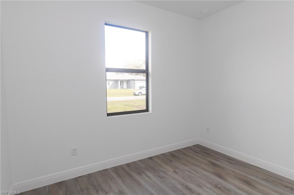 5010 Day Ln Property Photo 33