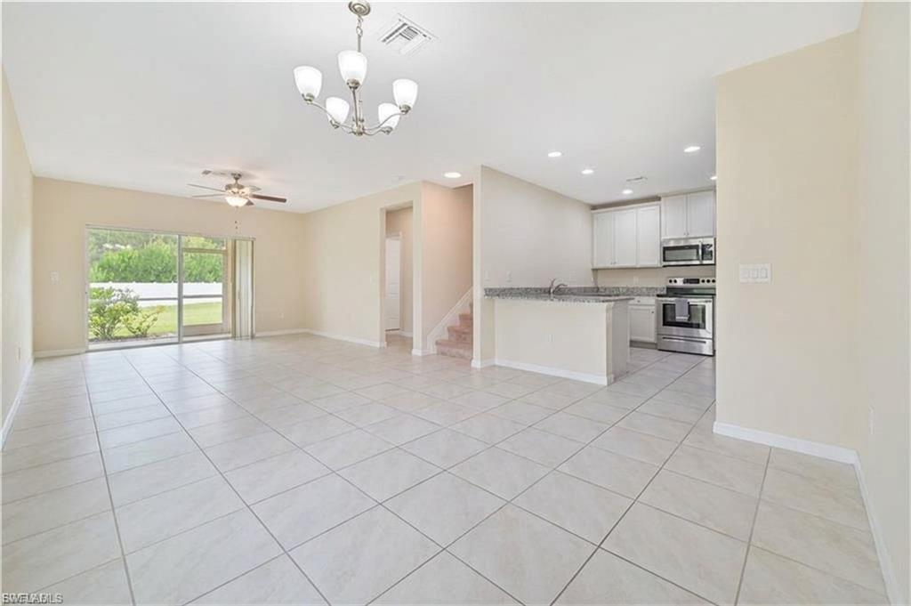 3733 Crofton Ct Property Photo 9
