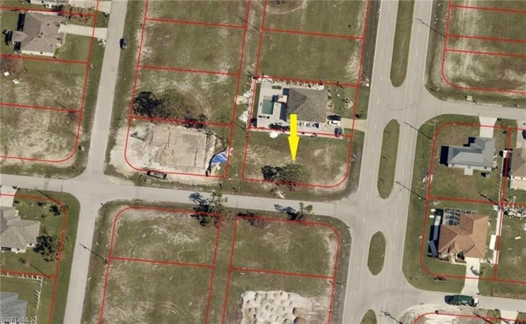 1916 Chiquita Blvd N Property Photo 4