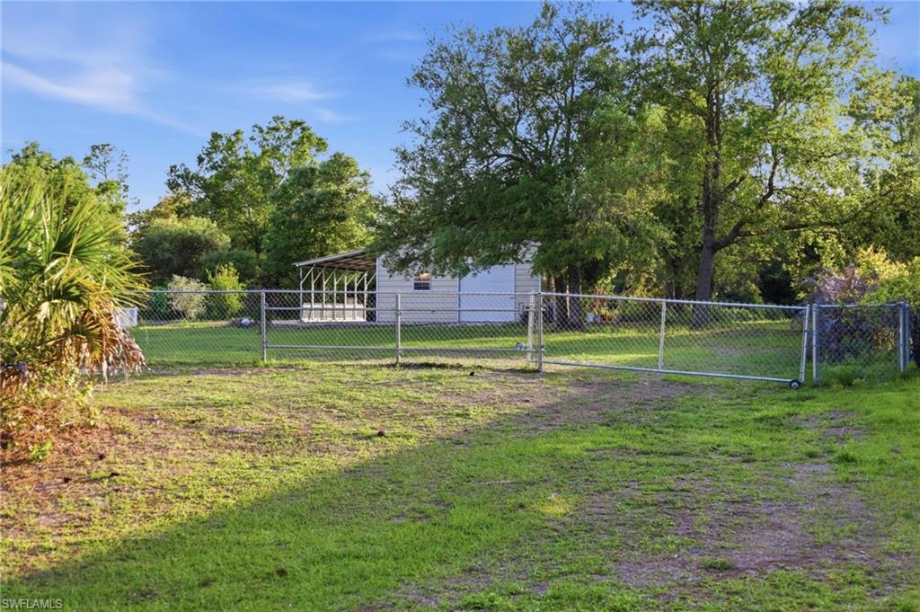 2105 Bennett Ln Property Photo 30
