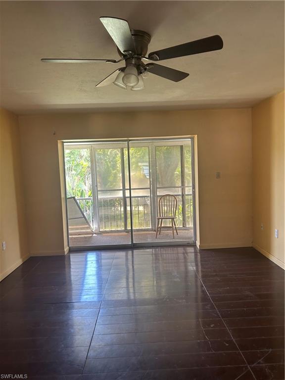 2828 Jackson St N G4 Property Photo 2