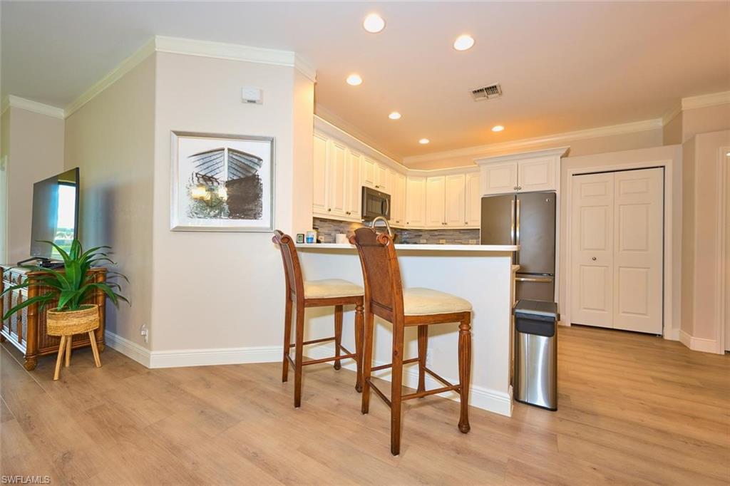 8837 E Bay Cir Property Photo 13