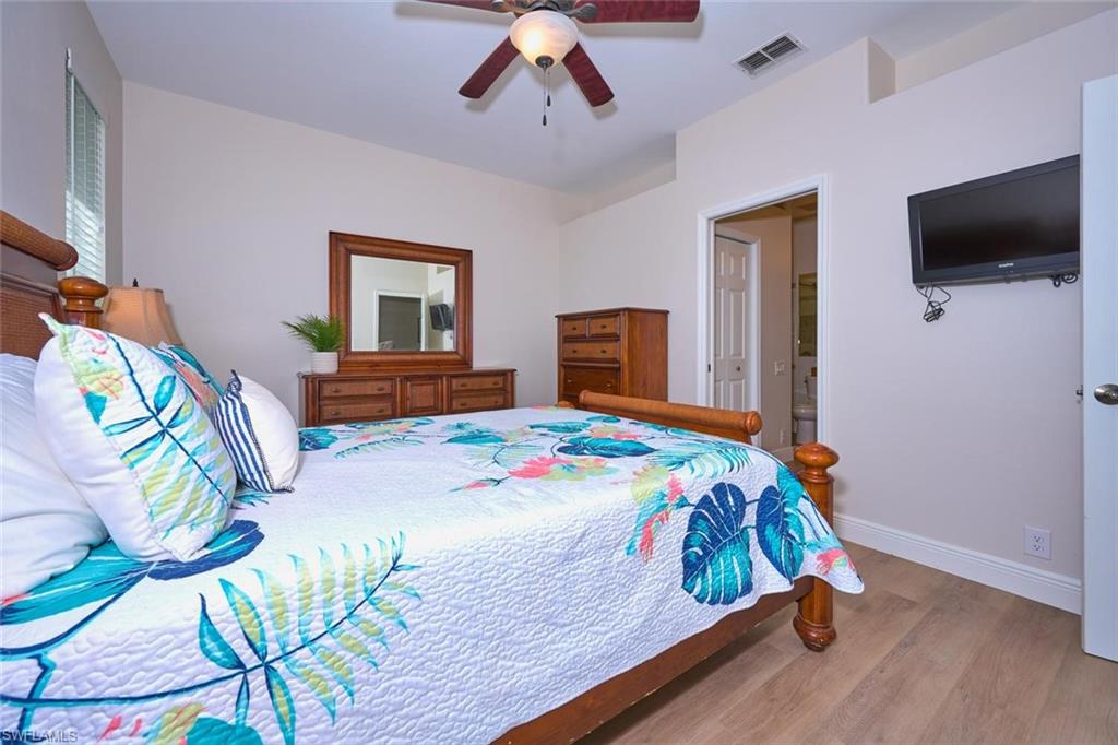 8837 E Bay Cir Property Photo 35