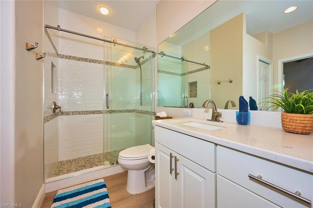 8837 E Bay Cir Property Photo 38