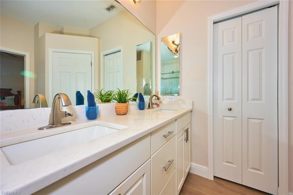8837 E Bay Cir Property Photo 39