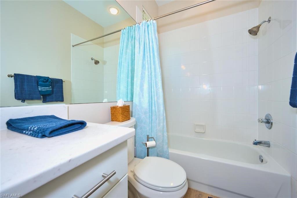 8837 E Bay Cir Property Photo 44