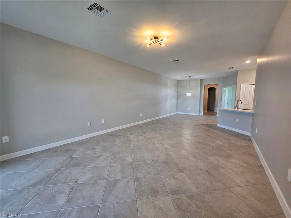 20501 Hazelnut Ct S Property Photo 4