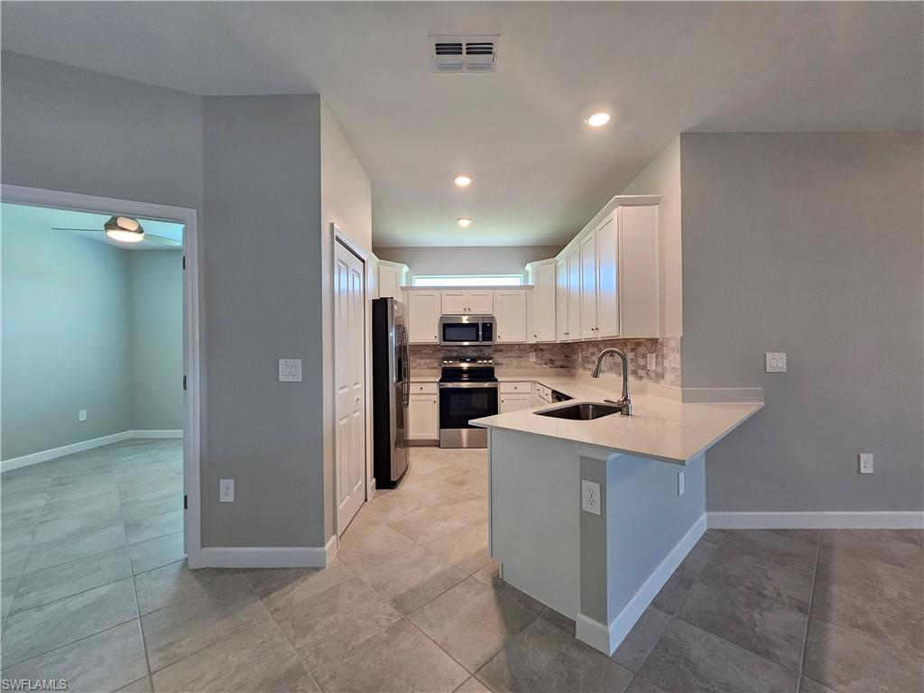 20501 Hazelnut Ct S Property Photo 5