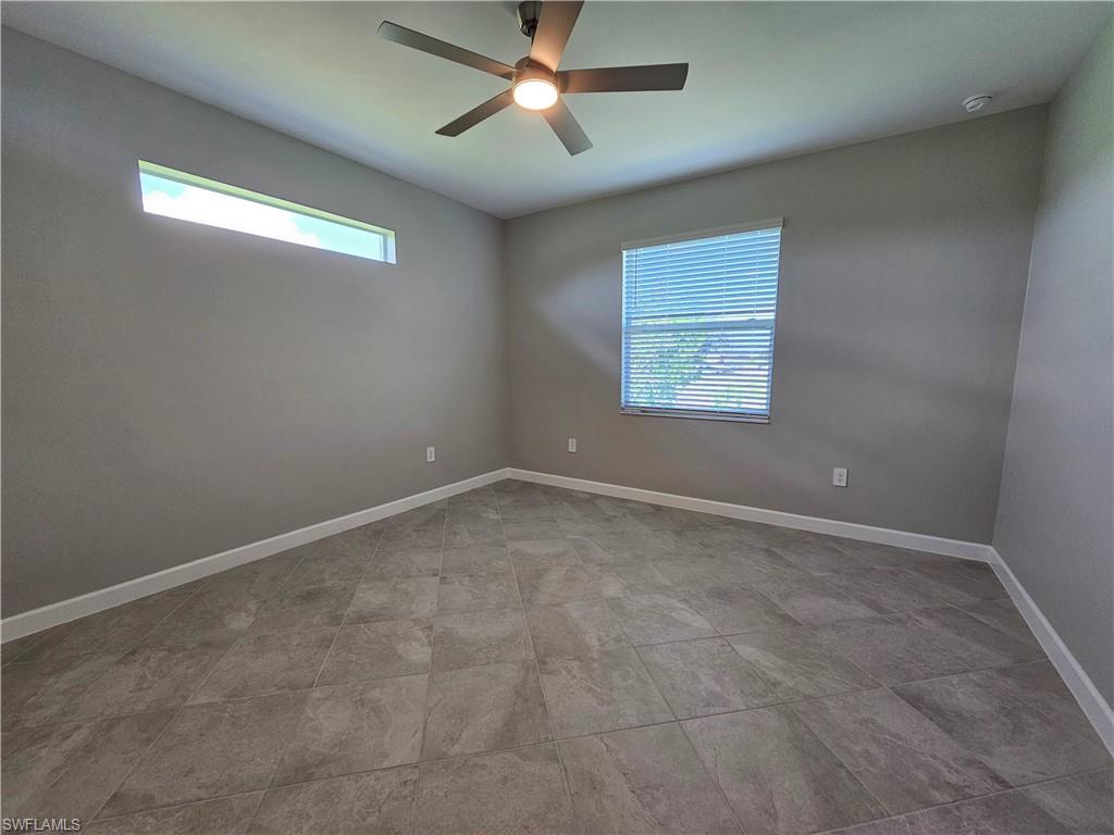 20501 Hazelnut Ct S Property Photo 17