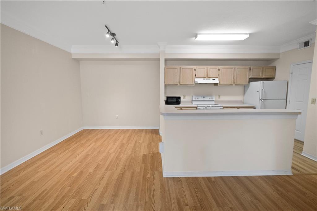 11510 Villa Grand 403 Property Photo 6