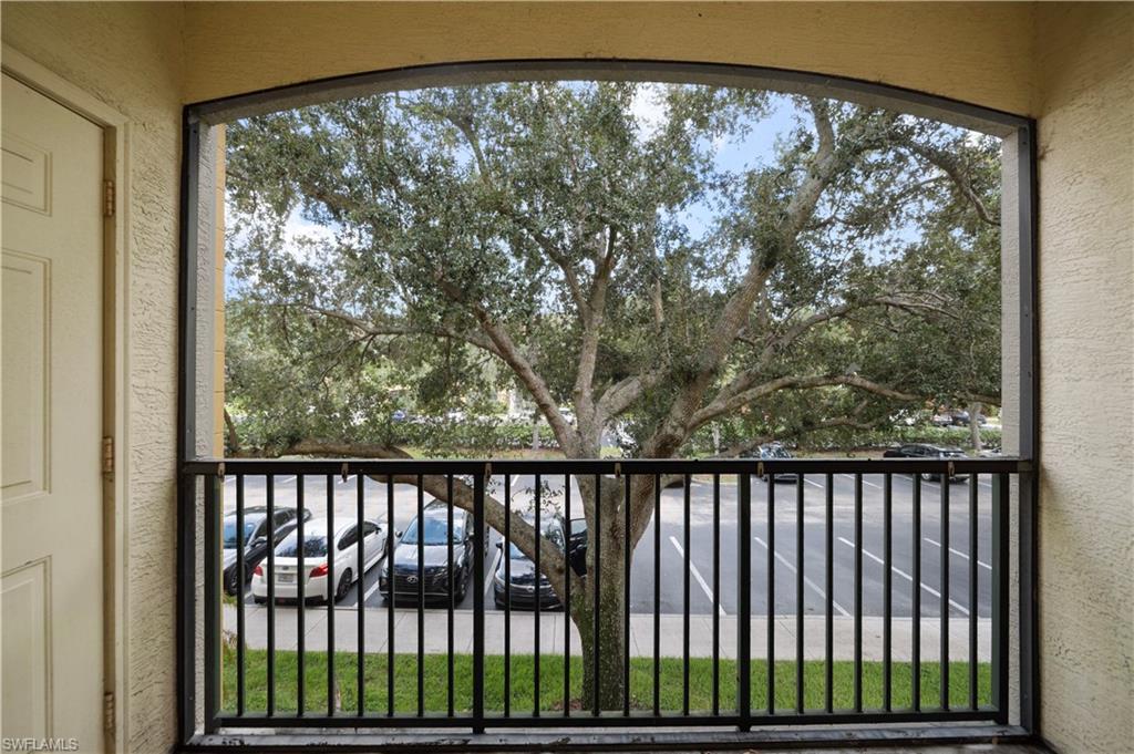 11510 Villa Grand 403 Property Photo 17