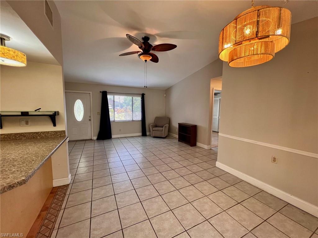 4116 Sw 9th Pl Property Photo 4