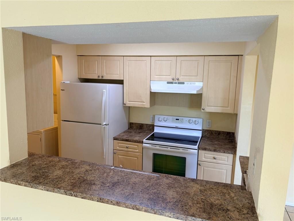 2905 Winkler Ave 719 Property Photo 2