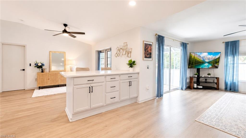 15664 Spring Line Ln Property Photo 6