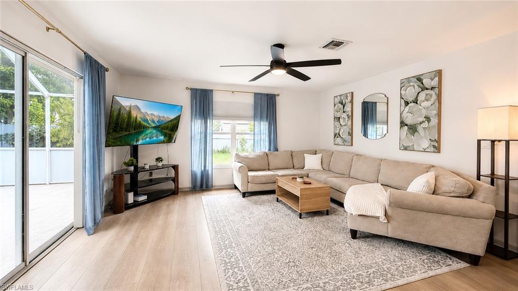 15664 Spring Line Ln Property Photo 10