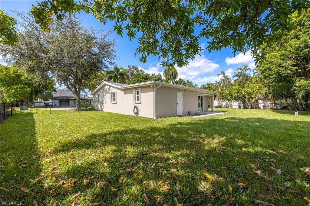 1223 Biltmore Dr Property Photo 39