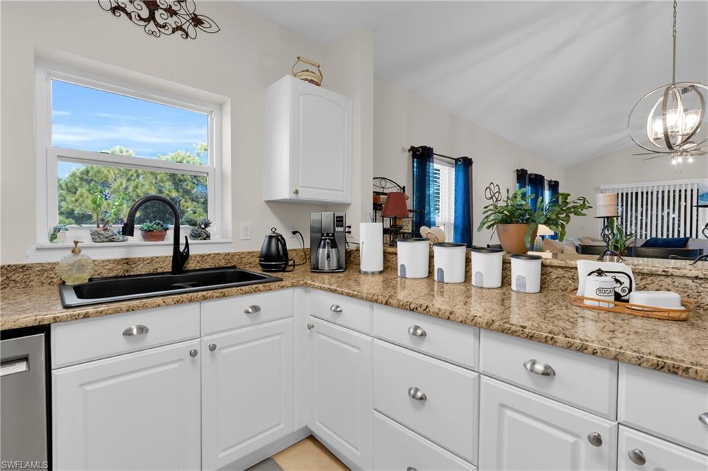 2280 Somerset Ridge Dr 201 Property Photo 9
