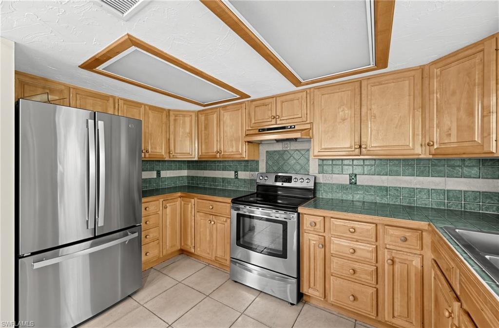 6150 Westport Ln Property Photo 6