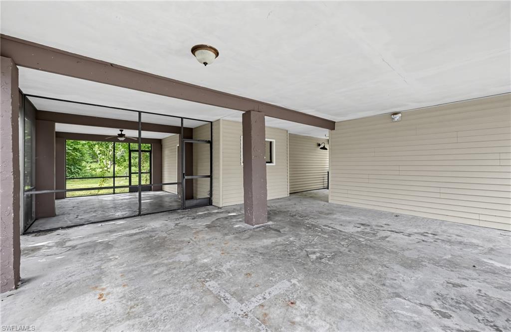 6150 Westport Ln Property Photo 36