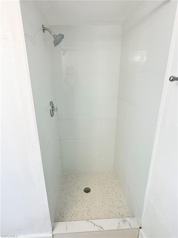 1830 Maravilla Ave 504 Property Photo 22