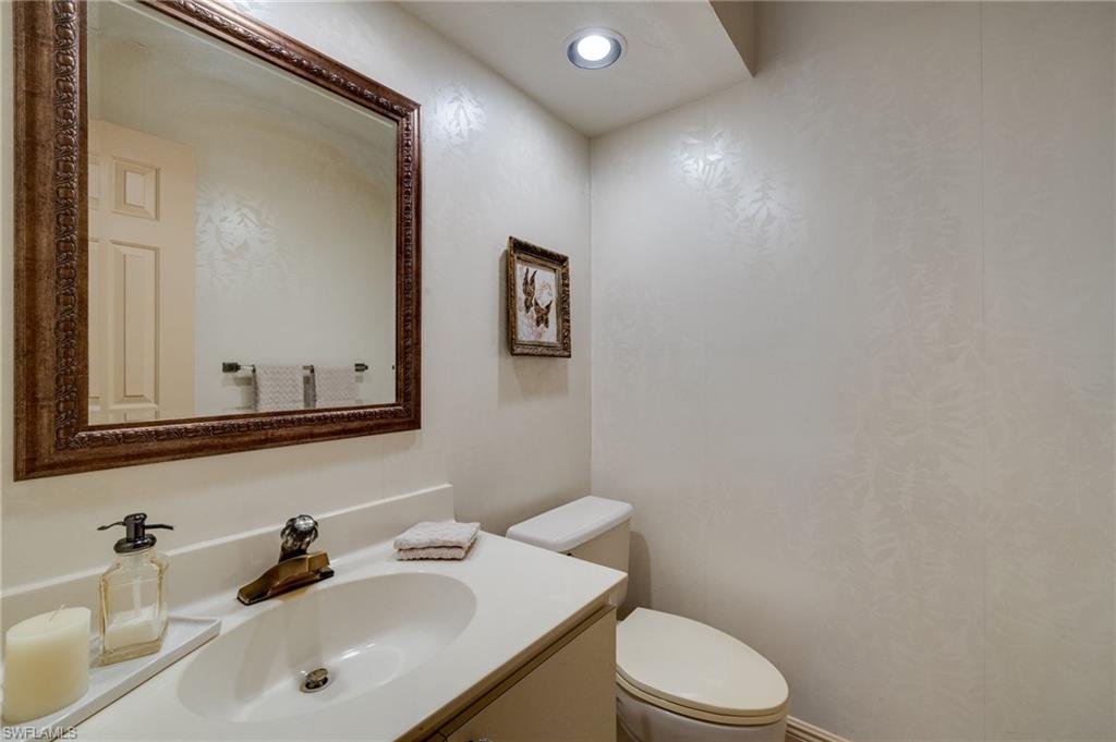 4230 Glasgow Ct Property Photo 15