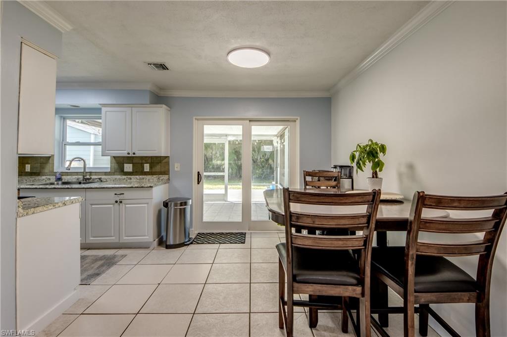 2912 Poinciana Dr Property Photo 12