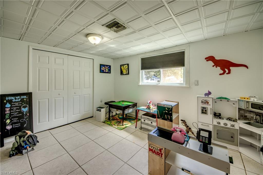 2912 Poinciana Dr Property Photo 27