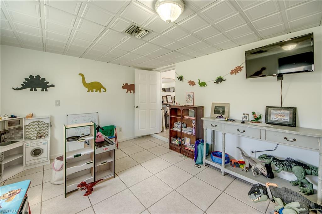 2912 Poinciana Dr Property Photo 29