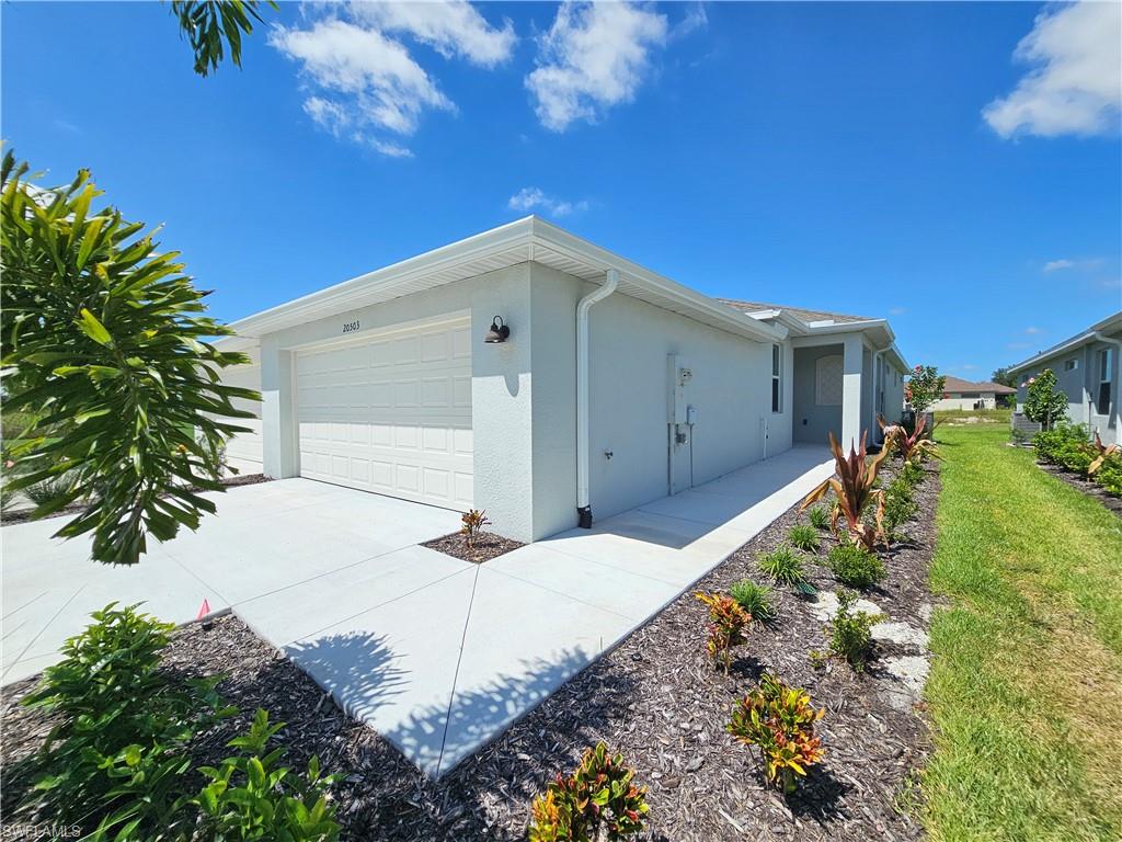 20503 Hazelnut Ct S Property Photo 2