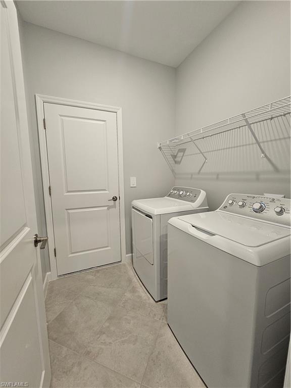 20503 Hazelnut Ct S Property Photo 12