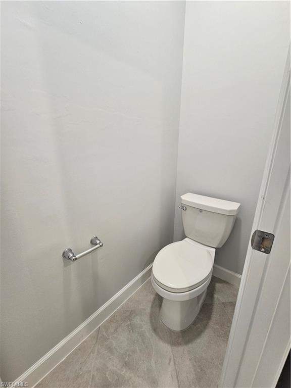 20503 Hazelnut Ct S Property Photo 17
