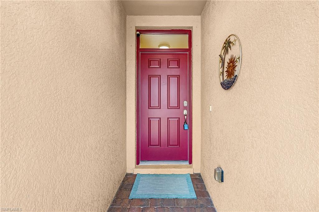 15263 Yellow Wood Dr Property Photo 6